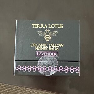 NWT Terra Lotus Organic Tallow Honey Balm - Lavender